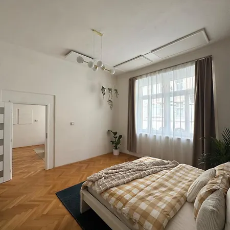 Center Apartment